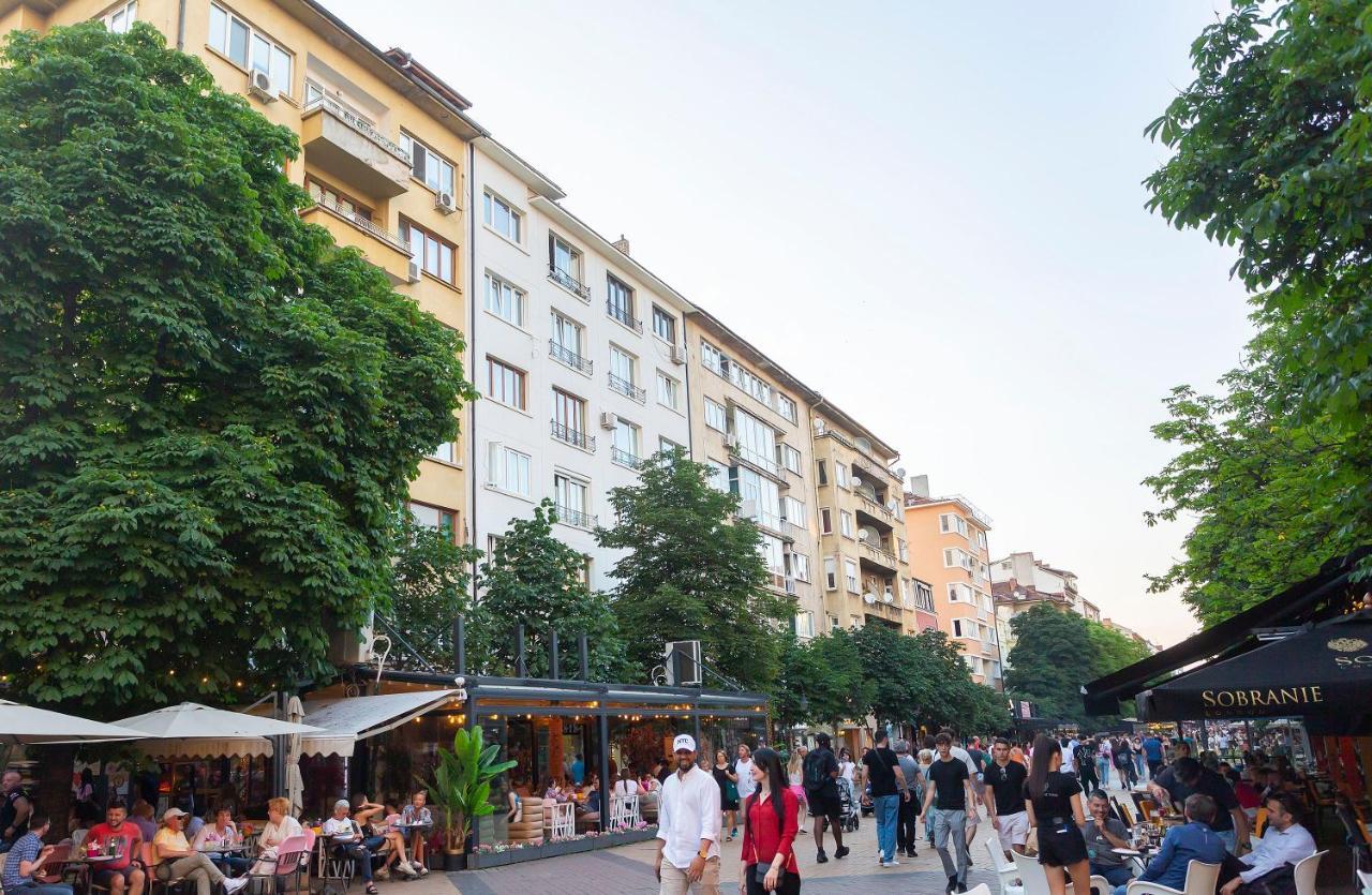 Central Vitosha Apartment Sofia Esterno foto